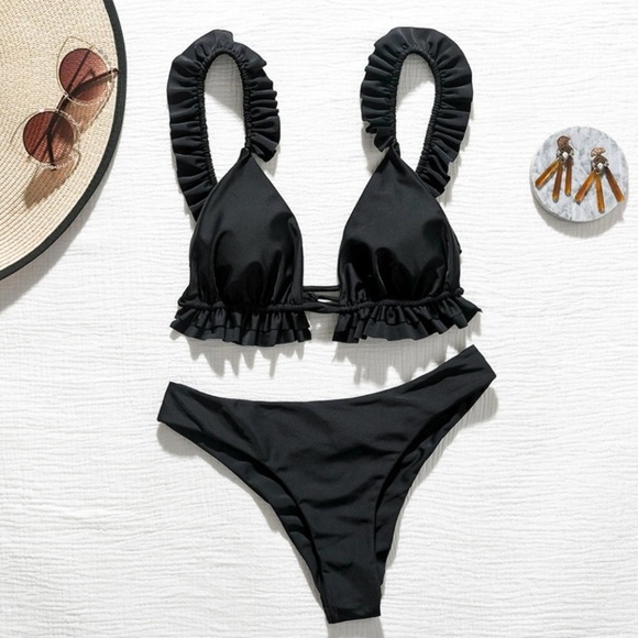 New Black Sexy Ruffle Bikini Set with Push up - Picture 2 of 6